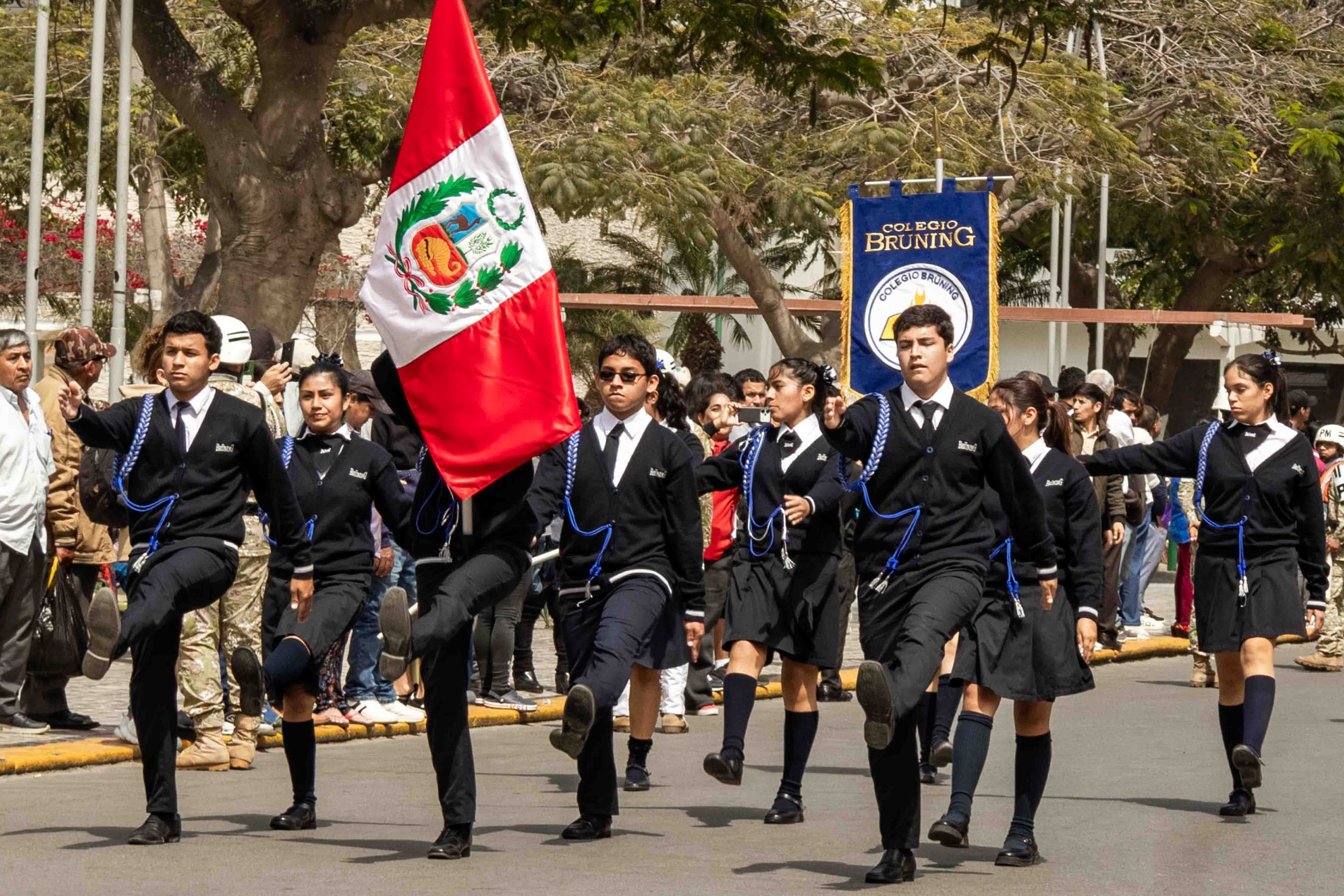 Alumnos BRÜNING SCHOOL